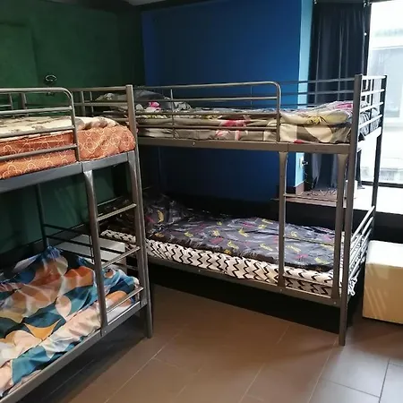 Pacific Ocean Hostel *
